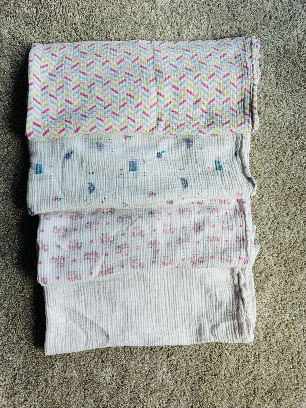 Baby girl Muslin Swaddle Blanket Bundle 4 Pack Baby Neutral Prints LULUJO